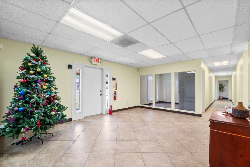 More Photos Of 3380 Successful Way, Dayton Office For Sale