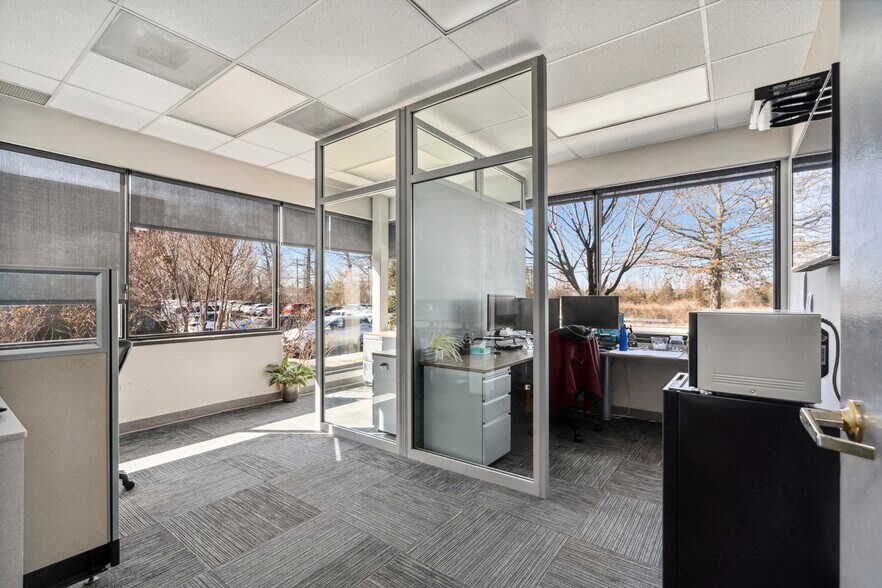 More Photos Of 200 Mineral Springs Rd, Rockaway Medical For Sale