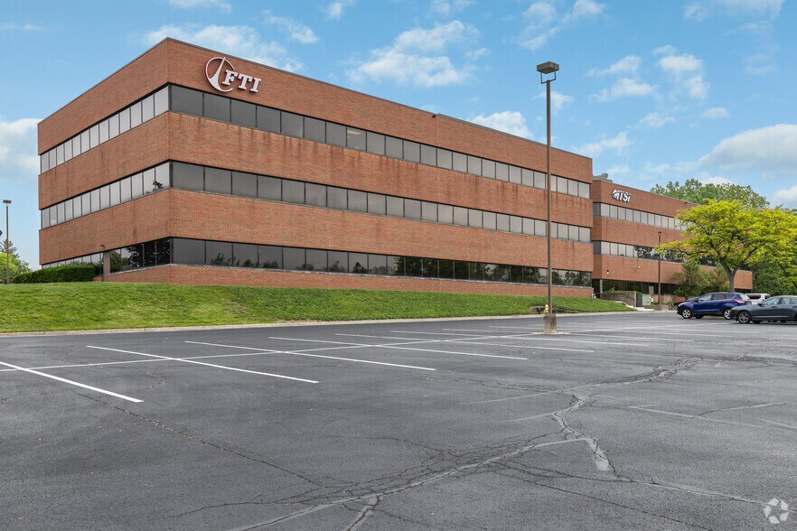 More Photos Of 4141 Colonel Glenn Hwy, Beavercreek Office For Lease