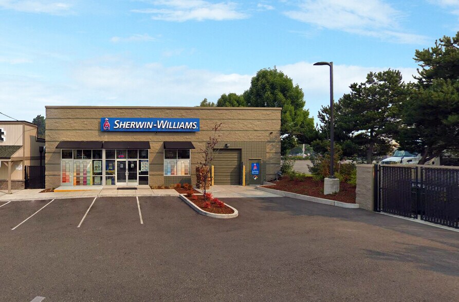 More Photos Of 5211 100th St SW, Lakewood Freestanding For Sale