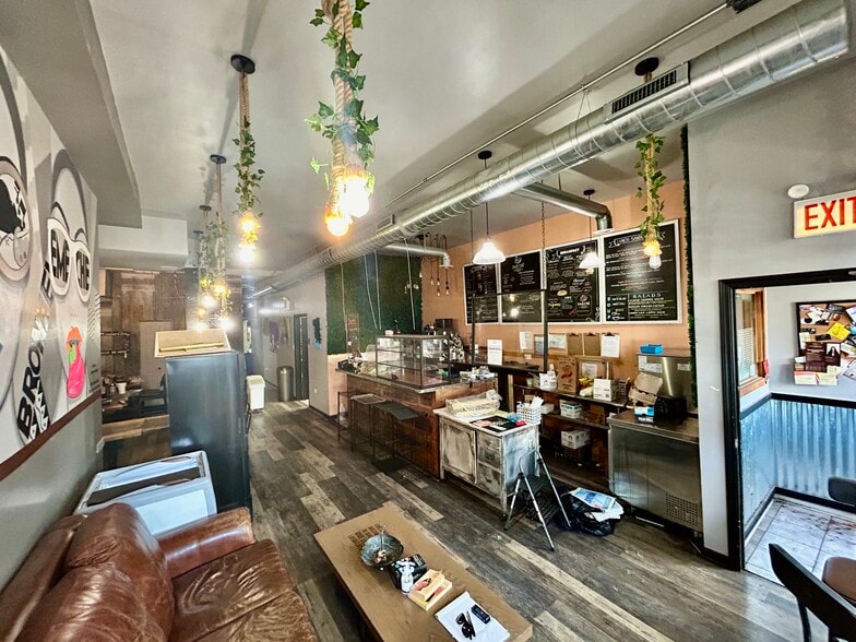 More Photos Of 3453 S Prairie Ave, Chicago Storefront Retail Residential For Lease