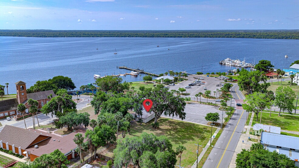 More Photos Of 203 Laurel St, Palatka Office For Sale