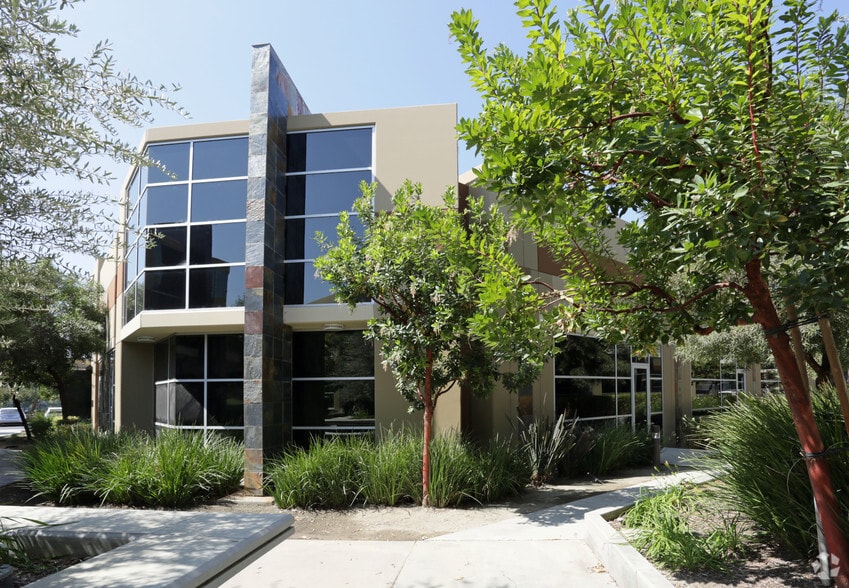More Photos Of 8237 Rochester Ave, Rancho Cucamonga Medical For Lease