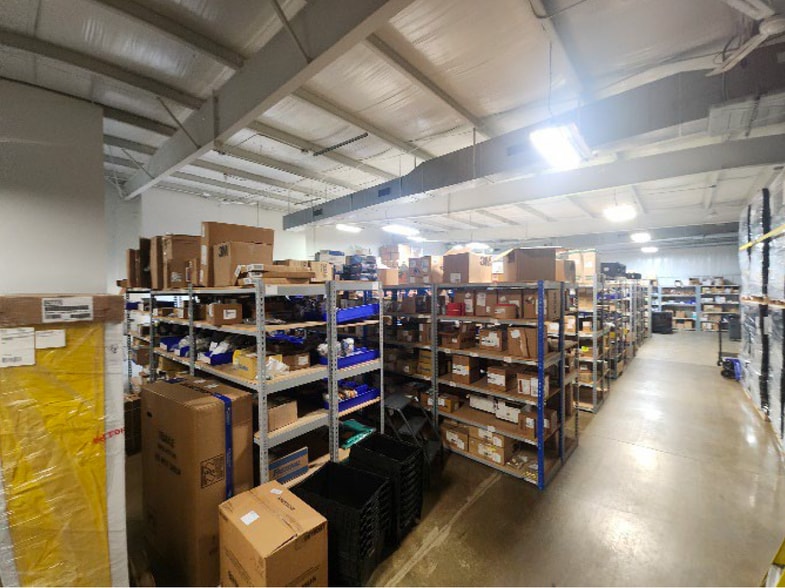 More Photos Of 2006 Highway 72 E Anx, Corinth Light Distribution For Lease