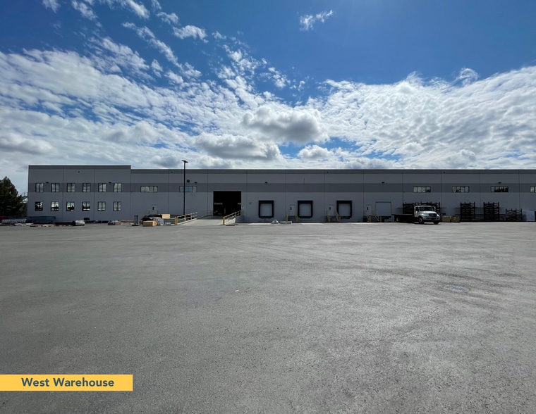 More Photos Of 5400 E Broadway Ave, Spokane Flex For Lease