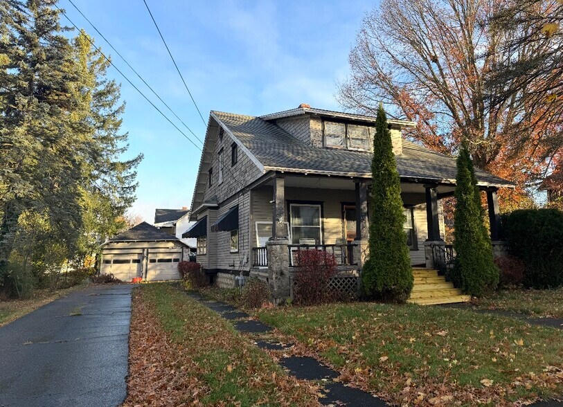 More Photos Of , Jamestown Unknown For Sale