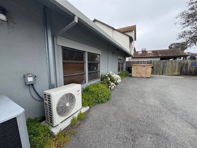 More Photos Of 470 Camino El Estero, Monterey Office For Lease