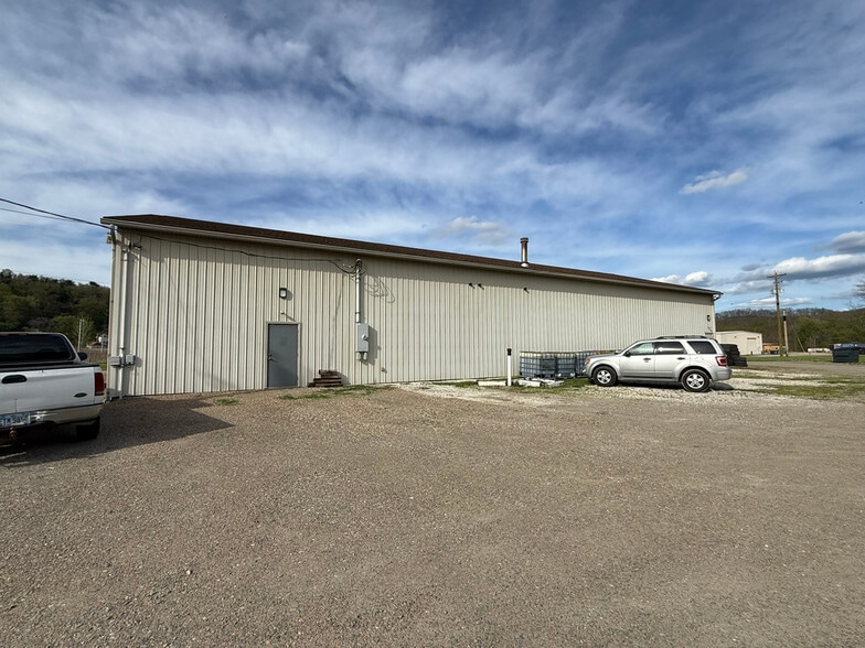 Primary Photo Of 1 Dennison Yard Cir, Dennison General Retail For Sale