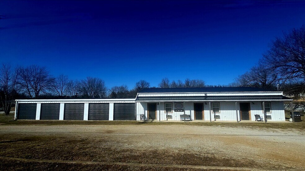 More Photos Of 19265 US-54 Hwy, Wheatland Hotel For Sale