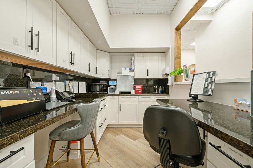 More Photos Of 200 S Andrews Ave, Fort Lauderdale Medical For Sale