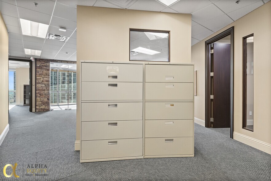 More Photos Of 189 S Orange Ave, Orlando Office Residential For Sale