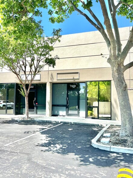 More Photos Of 1102-1140 Walsh Ave, Santa Clara Light Distribution For Sale
