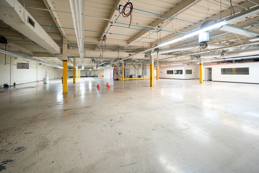 More Photos Of 11632 Harrisburg Rd, Fort Mill Light Manufacturing For Sale