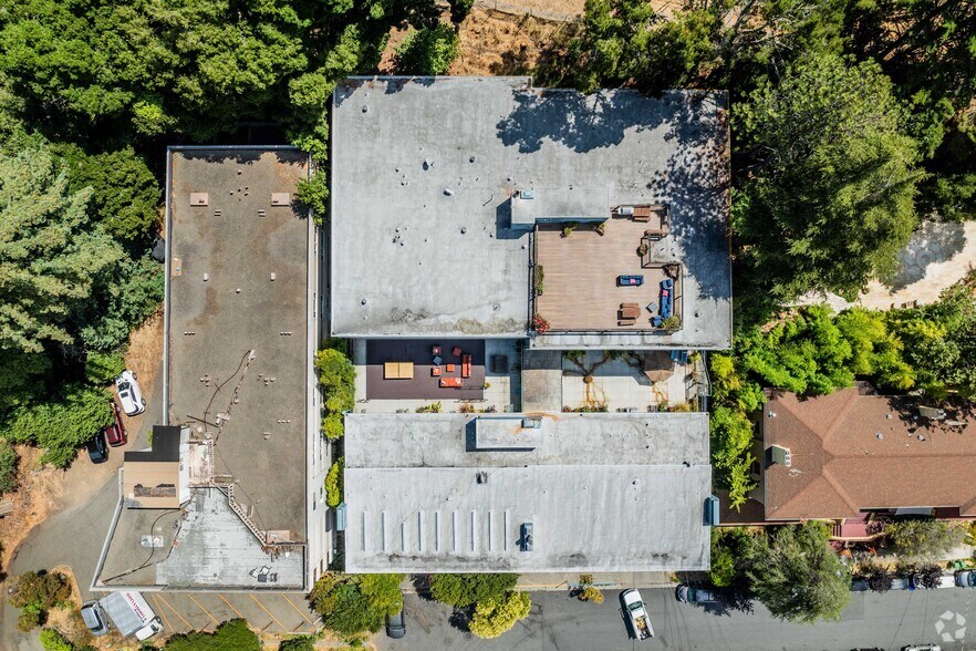More Photos Of 1771 Highland Pl, Berkeley Apartments For Sale