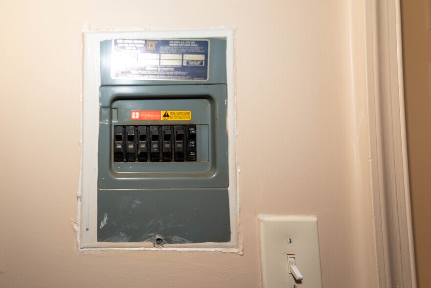 More Photos Of 1611 Gwynns Falls Pky, Baltimore Apartments For Sale