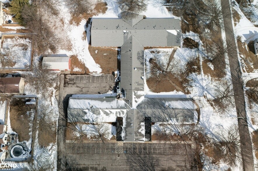 More Photos Of 300 Cedar St, Tarkio Skilled Nursing Facility For Sale