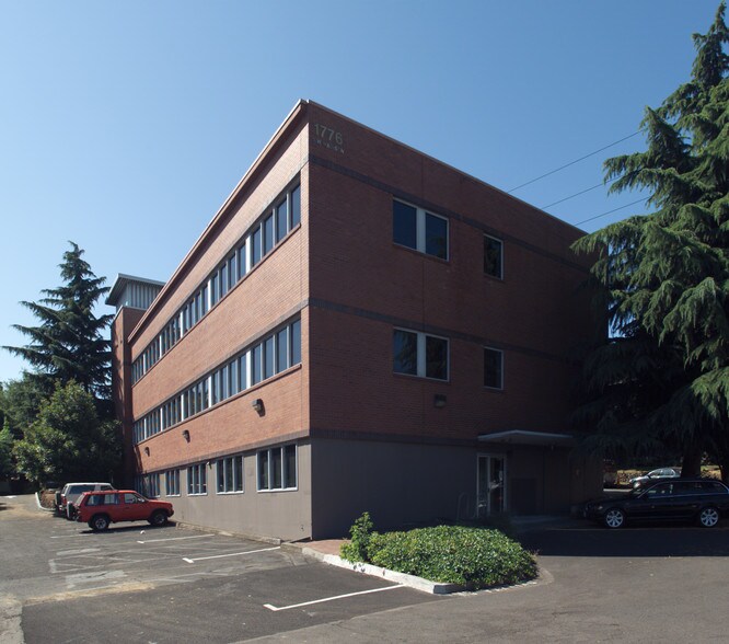 More Photos Of 1776 SW Madison Ave, Portland Office For Lease