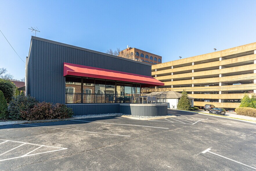 More Photos Of 107 Kenner Ave, Nashville Freestanding For Lease