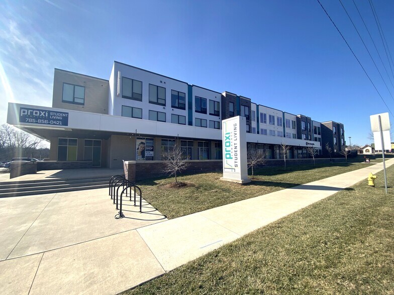 More Photos Of 1401 W 23rd St, Lawrence Apartments For Lease