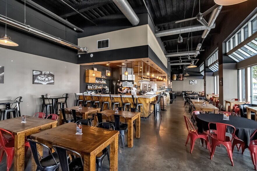 More Photos Of 665 Main St, Buffalo Office For Lease