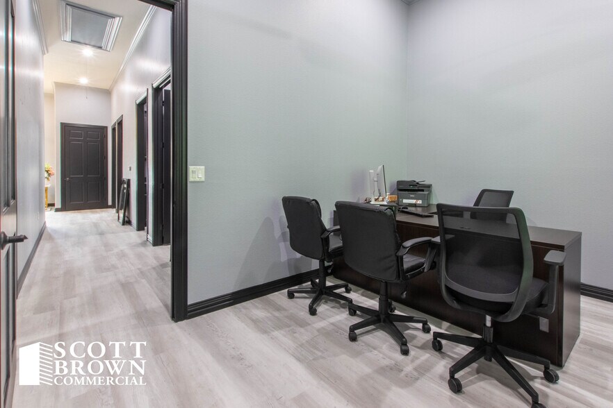 More Photos Of 7000 Parkwood Blvd, Frisco Medical For Lease