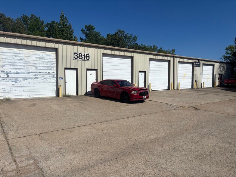 More Photos Of 3816 Timms St, Tyler Warehouse For Sale