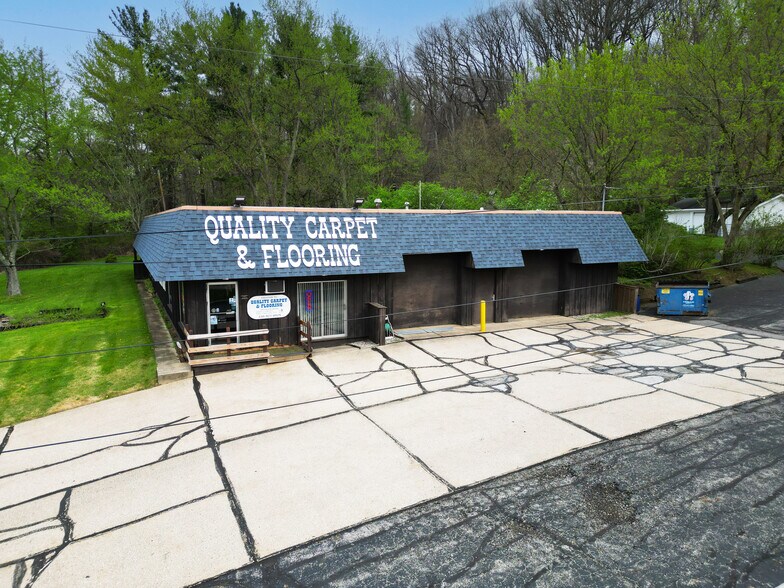 More Photos Of 1755 Akron Peninsula Rd, Akron Freestanding For Sale