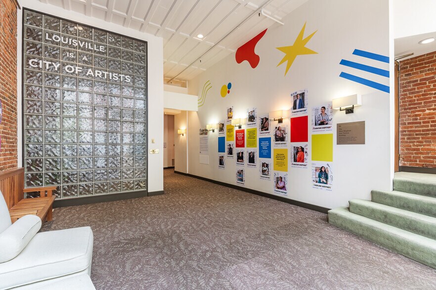 More Photos Of 623 W Main St, Louisville Office For Sale
