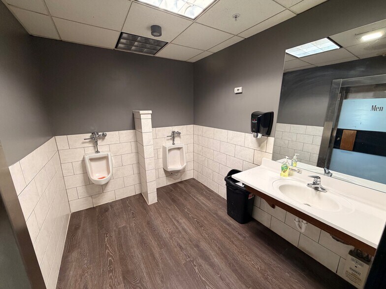 More Photos Of 100 N 12th St, Lincoln Office Residential For Sale