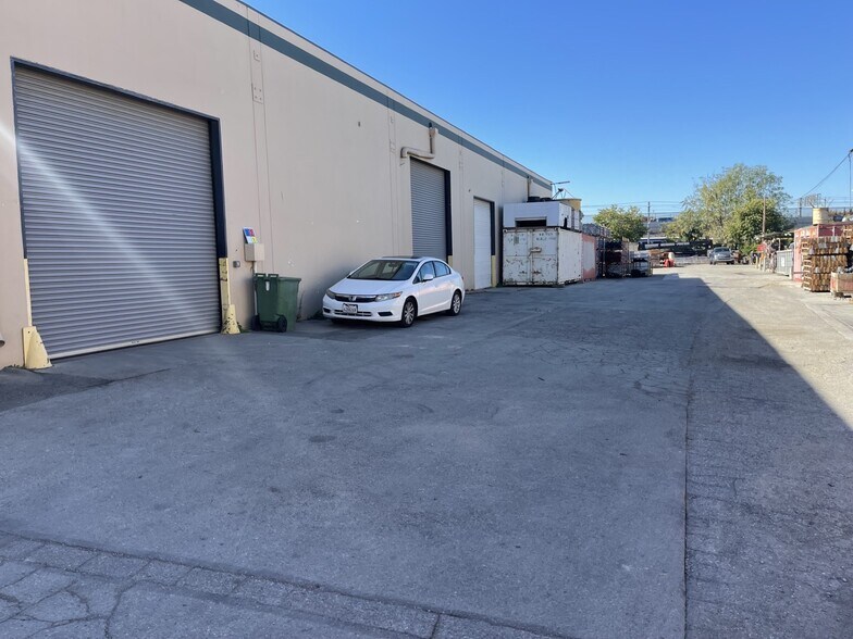More Photos Of 1617 Almaden Rd, San Jose Warehouse For Sale