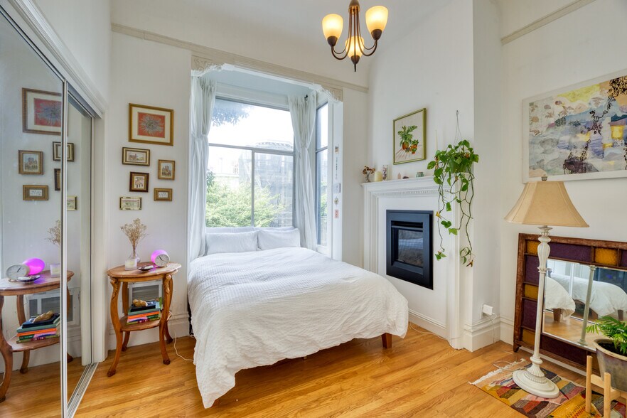 More Photos Of 190-198 Hermann St, San Francisco Apartments For Sale