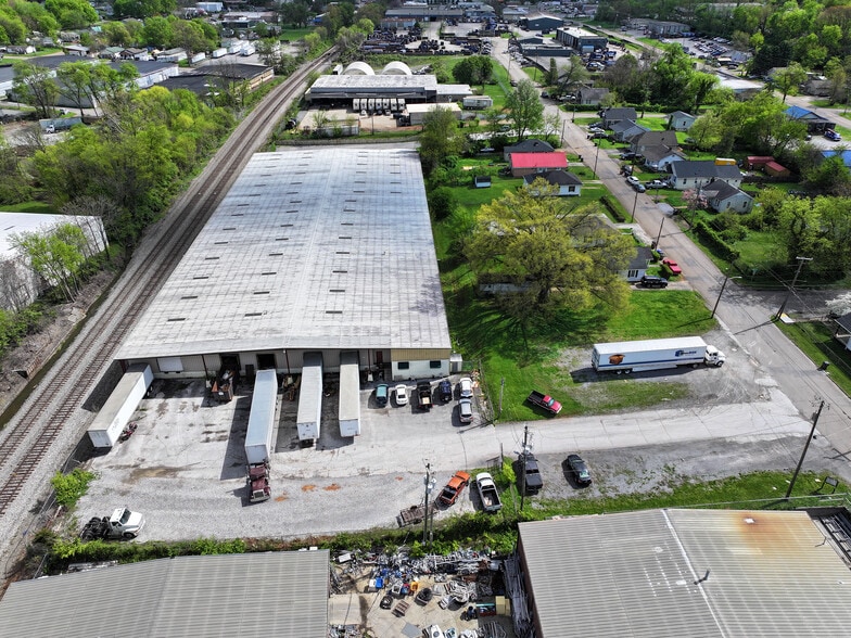 More Photos Of 2129 Chipman St, Knoxville Warehouse For Lease