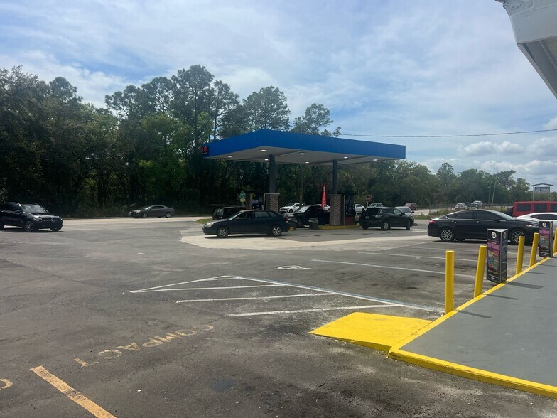 More Photos Of 2581 Sun Acres Blvd, Auburndale Convenience Store For Sale