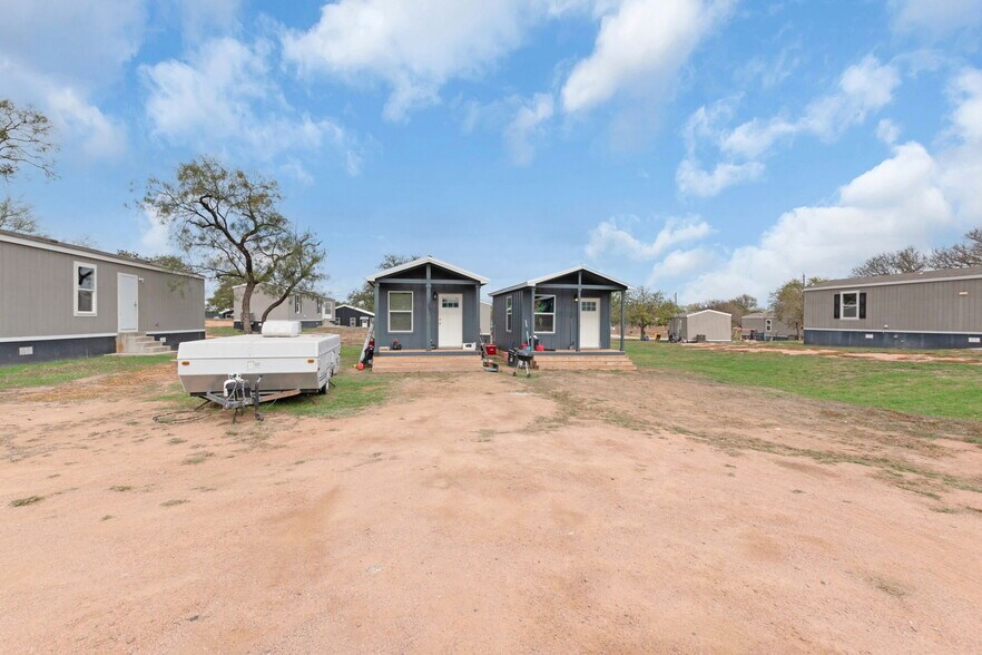 More Photos Of , Kingsland Specialty For Sale