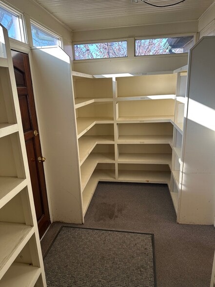 More Photos Of 129 S 4th Ave, Brighton Medical For Sale