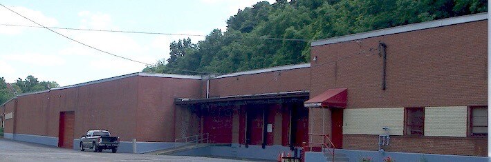 More Photos Of 1020-1060 Saw Mill Run Blvd W, Pittsburgh Warehouse For Lease