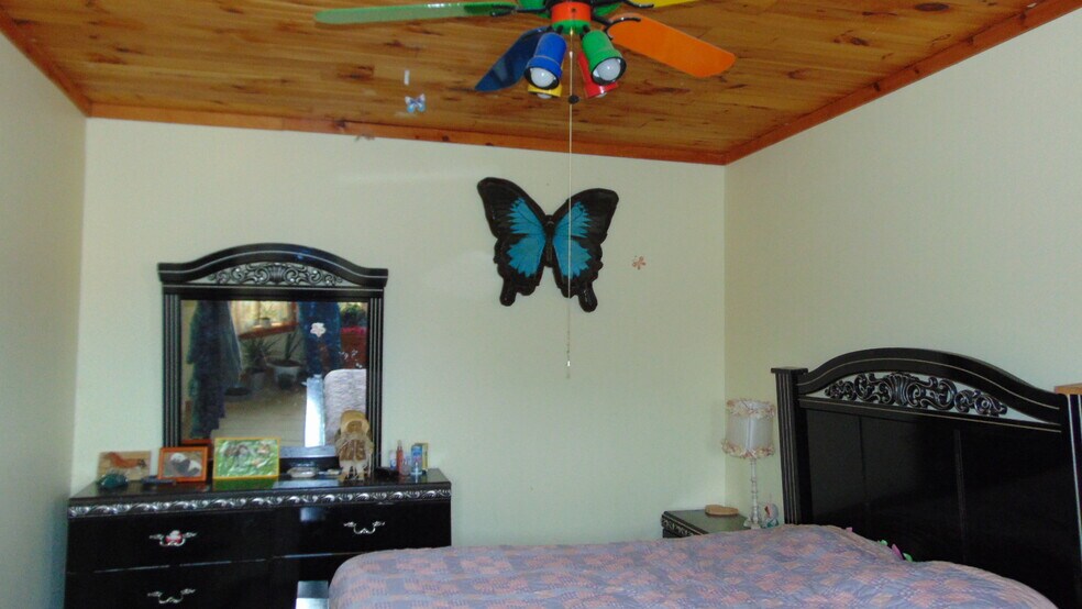 More Photos Of 2890 Jorolemon Rd, Weedsport Industrial For Sale