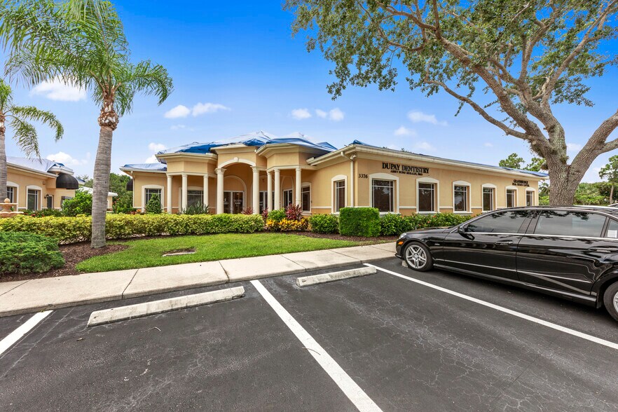 More Photos Of 3376 Woods Edge Cir, Bonita Springs Medical For Lease
