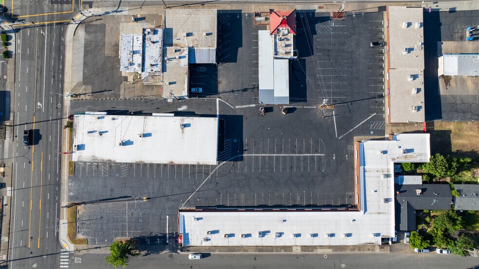 More Photos Of 2920-2972 Churn Creek Rd, Redding Unknown For Lease