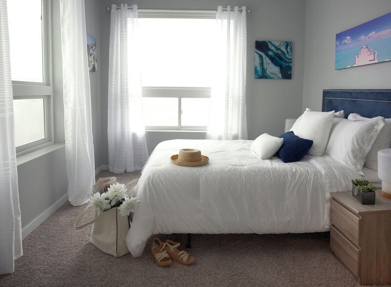 More Photos Of 100 Aqua Way, Newport Apartments For Lease