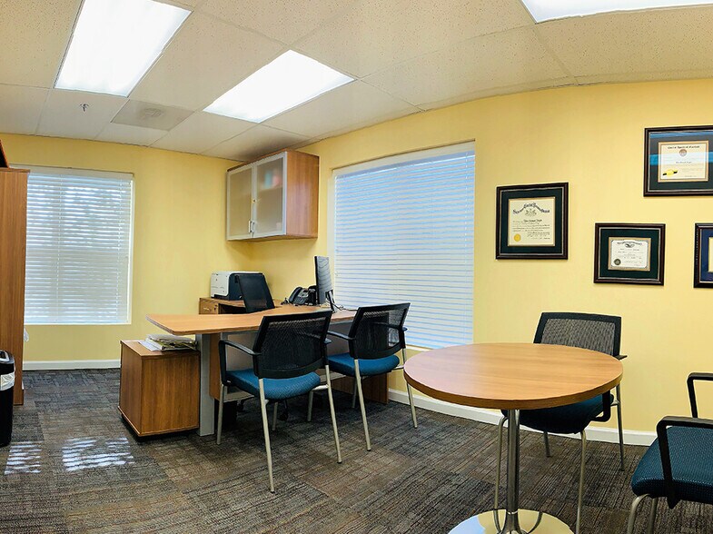 More Photos Of 8180 Lark Brown Rd, Elkridge Office Residential For Sale