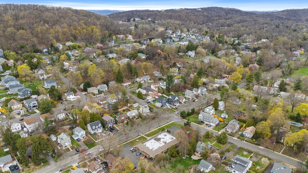 More Photos Of 311 N Midland Ave, Nyack Medical For Lease