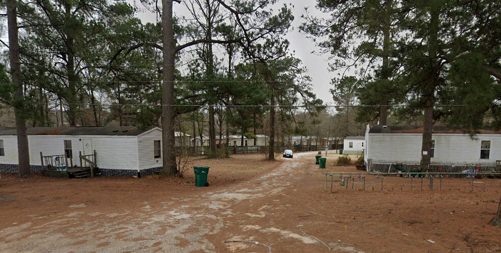 More Photos Of 217 Redwater Blvd W, Maud Manufactured Housing Mobile Home Park For Sale