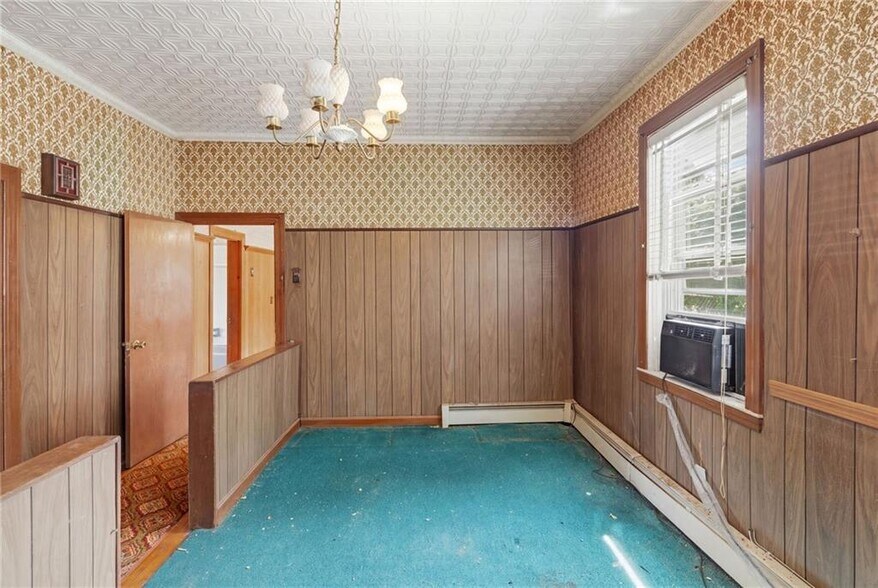 More Photos Of 400 Thames St, Bristol Multifamily For Sale