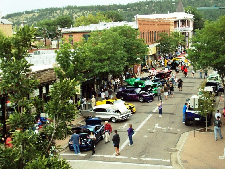 More Photos Of 15 E Aspen Ave, Flagstaff General Retail For Lease