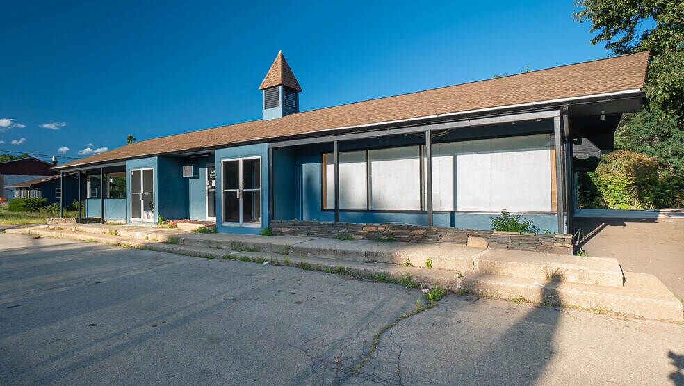 More Photos Of 906 Rt-28, Kingston Restaurant For Sale