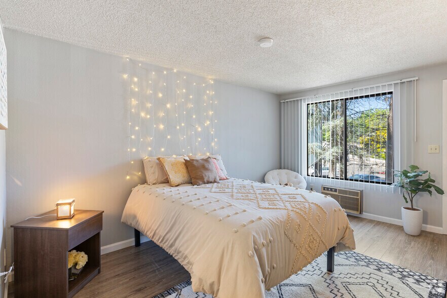 More Photos Of 1617 N Virginia St, Reno Apartments For Sale