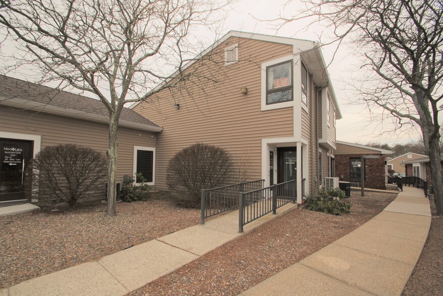 More Photos Of 332 Commons Way, Toms River Medical For Lease