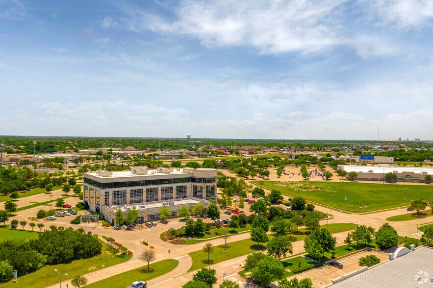 More Photos Of 610 Uptown Blvd, Cedar Hill Office For Sale
