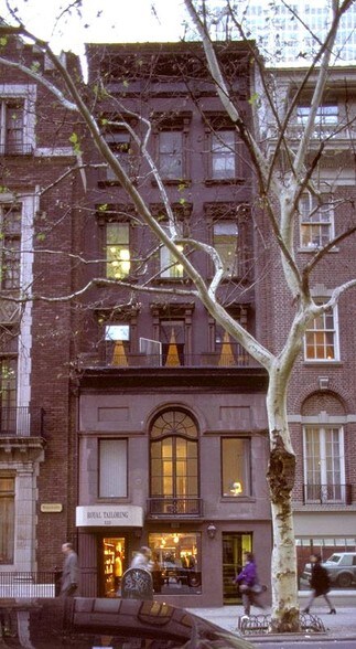 More Photos Of 122 E 55th St, New York Medical For Sale